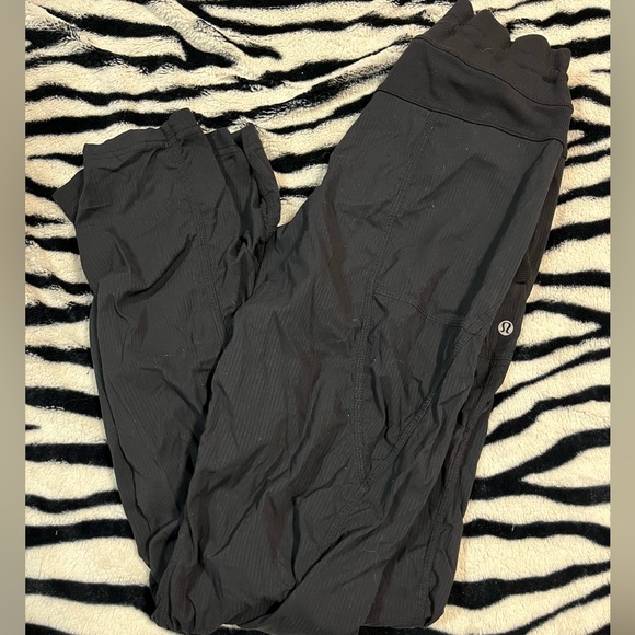Lulu lemon studio pant - Picture 2 of 3